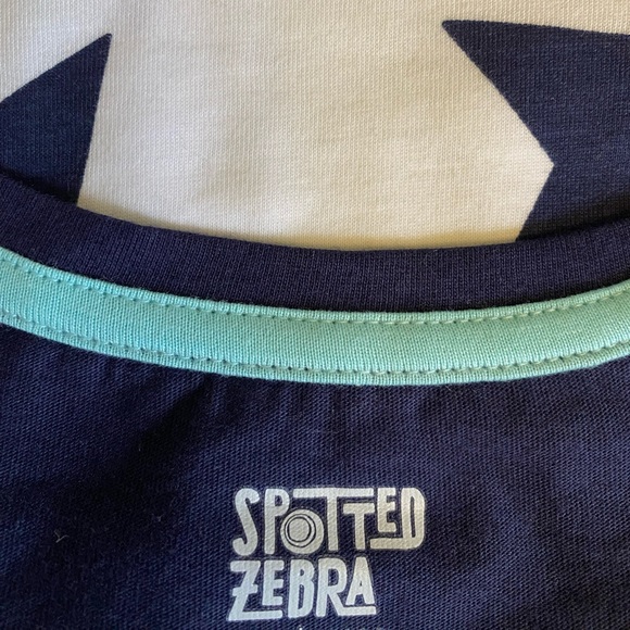 💚SOLD💚Girls Spotted Zebra long sleeve shirts 5/pack - Picture 2 of 7